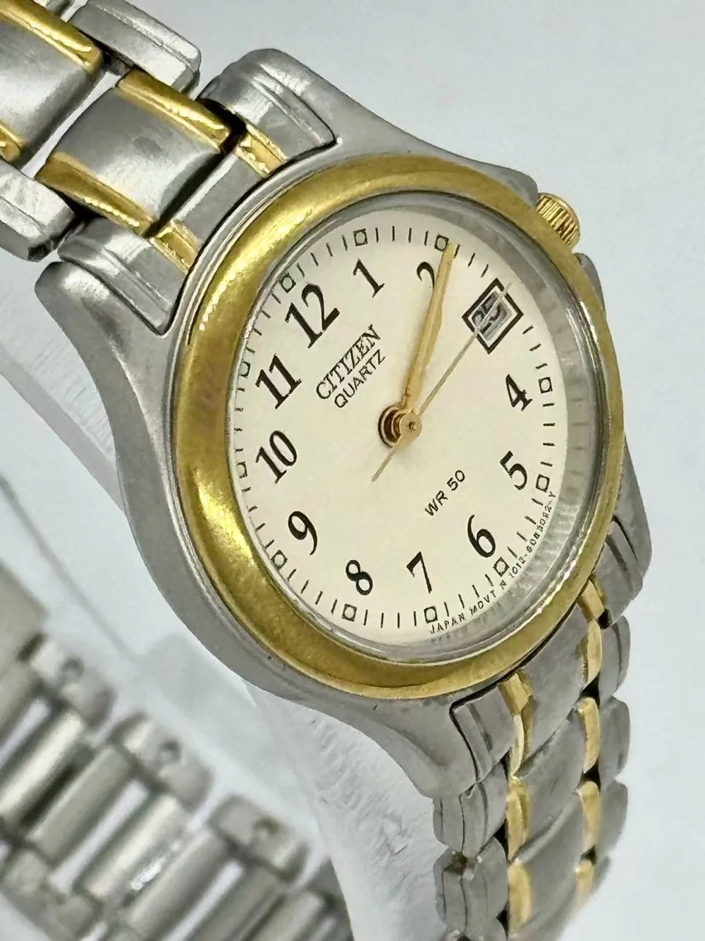 Vintage Citizen Women’s Quartz Two Tone Watch Cream Dial Date New Battery Runs